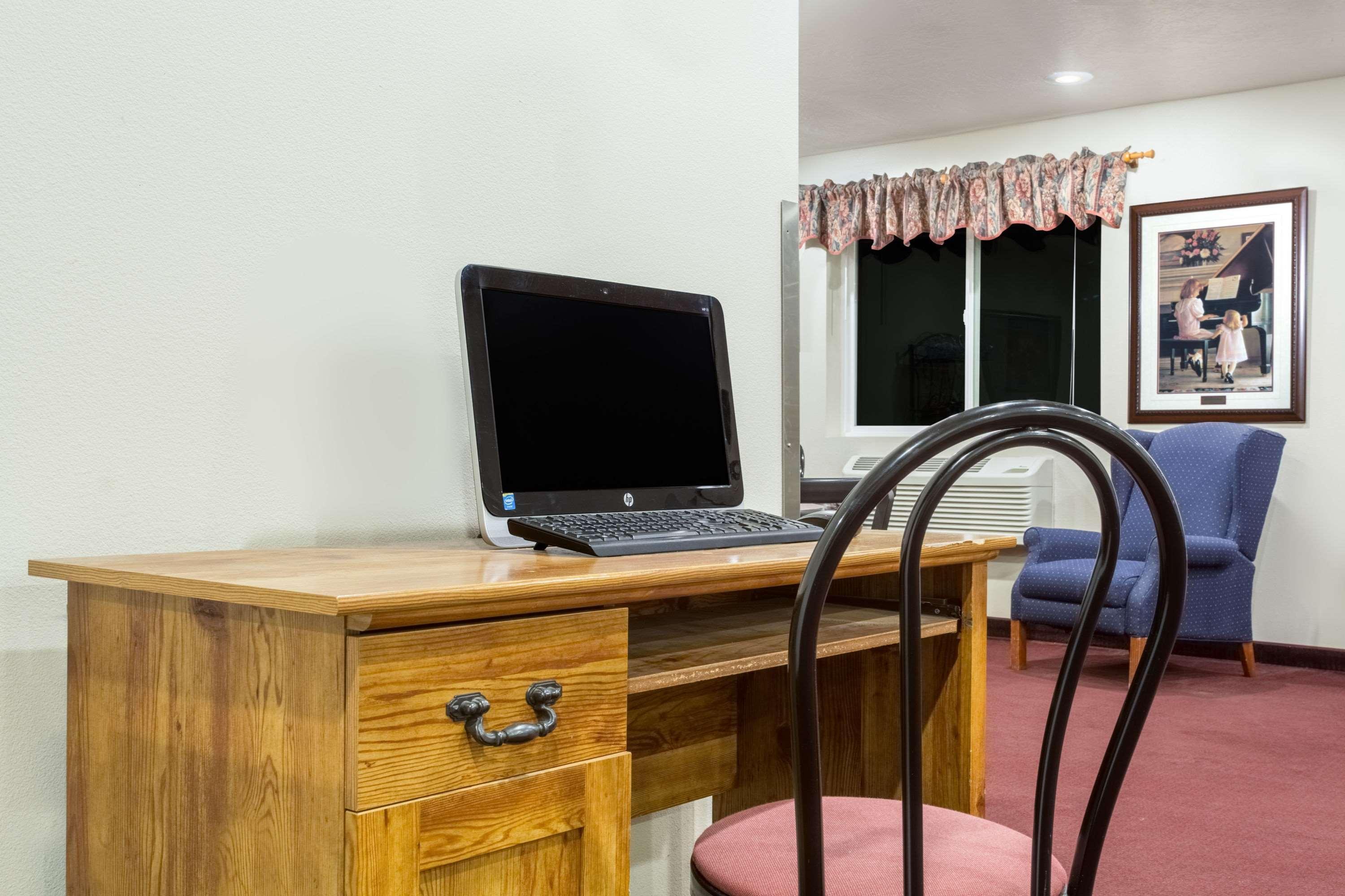 ซูเปอร์ 8 บาย วินด์แฮม แบล๊คฟุต Hotel แบล็คฟุต ภายนอก รูปภาพ